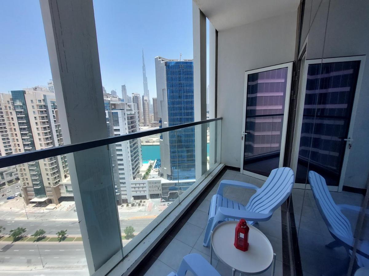 迪拜Bayz Burj Khalifa View公寓 外观 照片
